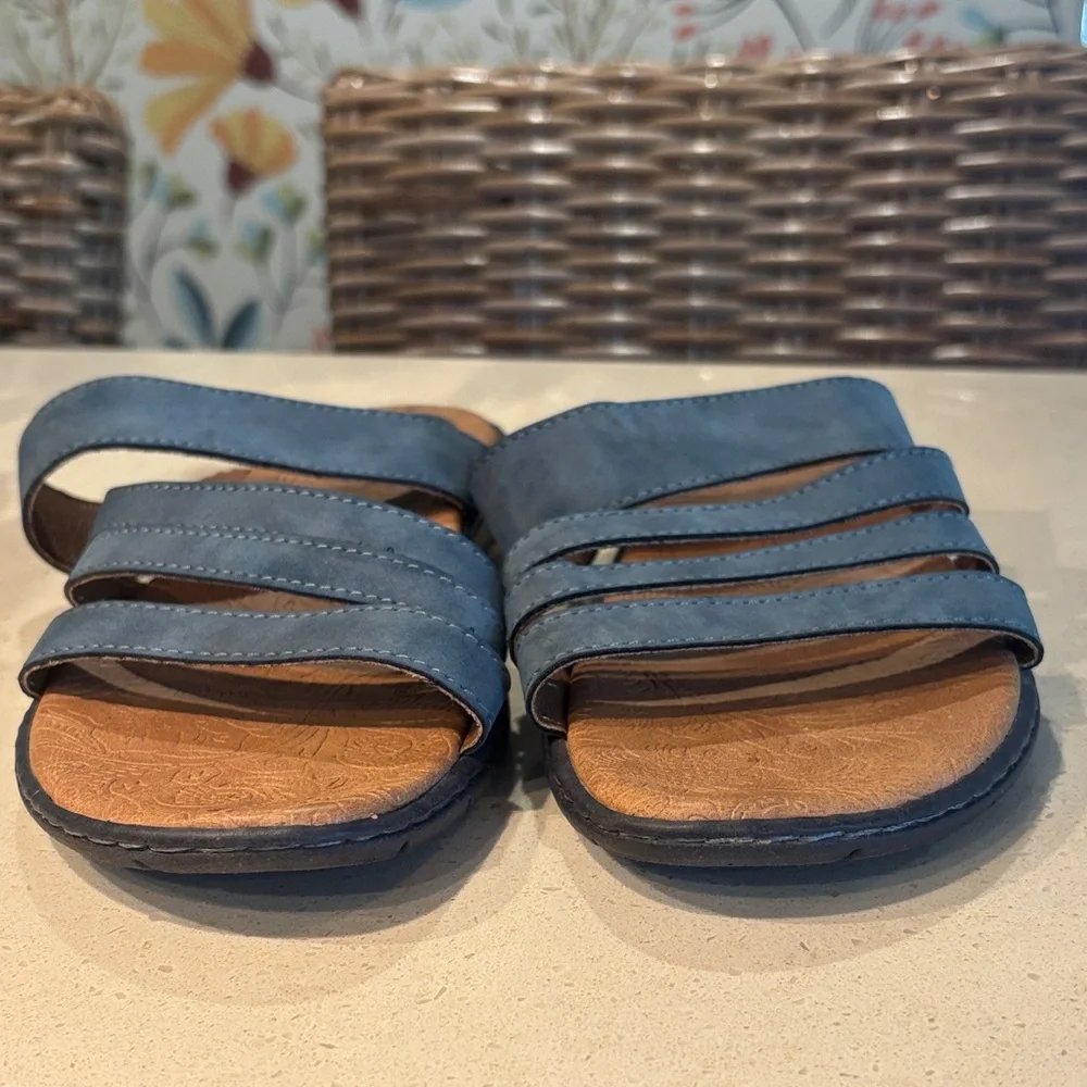 b.o.c. Women’s Navy Multi-Strap Flat Slide Sandals - Size 9 - Picture 5 of 8